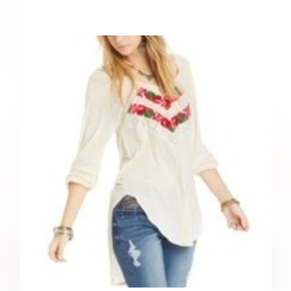 Free People Cream Floral Embroidered Top. Size Small.  Oversized. - Picture 1 of 8